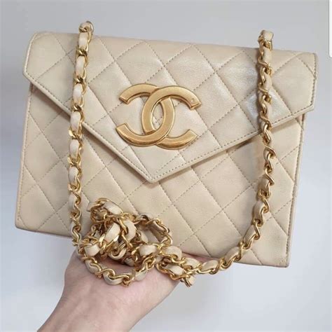 selling a chanel bag|who buys chanel bags.